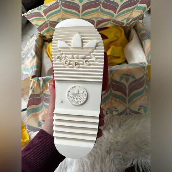 Gucci & Adidas slides - Picture 6 of 9